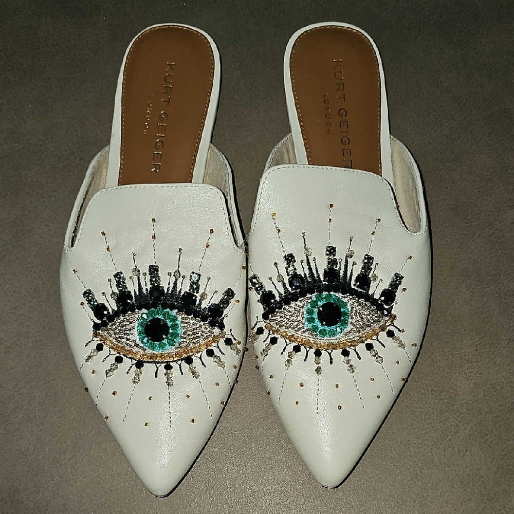 Kurt Geiger White Leather Pointed Mules with Green Eye Embellishment